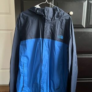 The North Face Men's Two-Tone Blue Raincoat